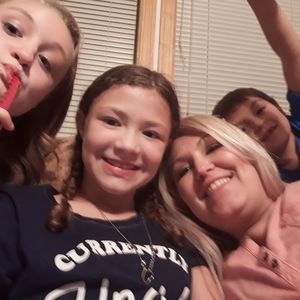 Meet your Posher, Desiree